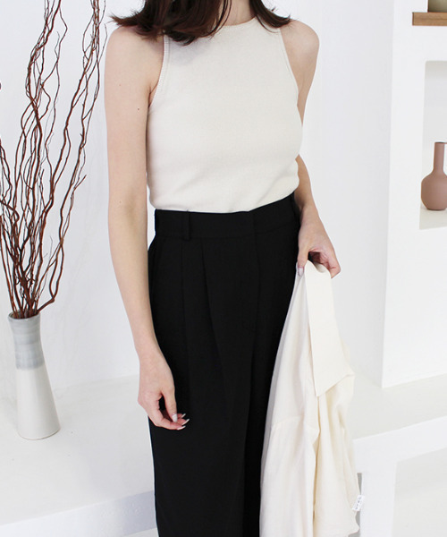 MODE ROBE(モードローブ)の「ニットタンクトップ(タンクトップ・レディース・ブラック/ブラウン/アイボリー・FREE)」の2枚目の写真