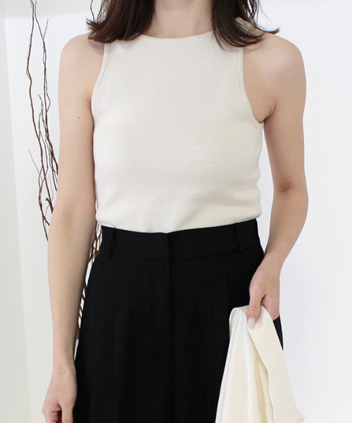 MODE ROBE(モードローブ)の「ニットタンクトップ(タンクトップ・レディース・ブラック/ブラウン/アイボリー・FREE)」の4枚目の写真