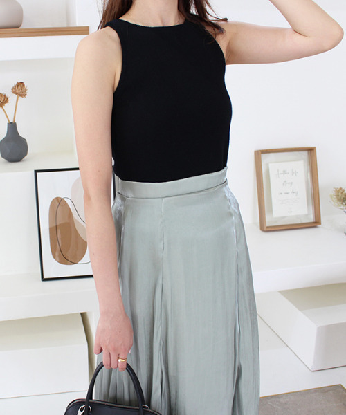 MODE ROBE(モードローブ)の「ニットタンクトップ(タンクトップ・レディース・ブラック/ブラウン/アイボリー・FREE)」の20枚目の写真