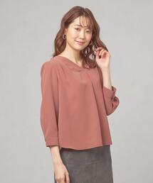 closet story | ＜closet story（クローゼットストーリー）＞ムジ Vネック ショルダータック ブラウス(シャツ/ブラウス)