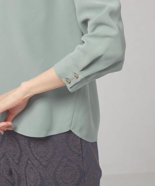 closet story(クローゼットストーリー)の「<closet story(クローゼットストーリー)>ムジ Vネック ショルダータック ブラウス(シャツ/ブラウス・レディース・ライトグレー/オフホワイト/ライム/オレンジ系その他・FREE)」の9枚目の写真