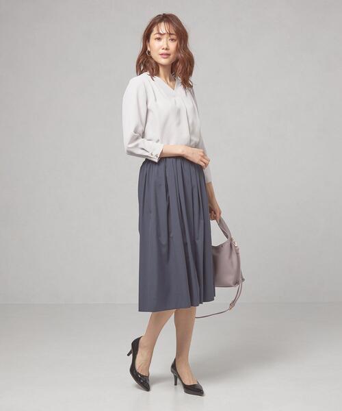 closet story(クローゼットストーリー)の「<closet story(クローゼットストーリー)>ムジ Vネック ショルダータック ブラウス(シャツ/ブラウス・レディース・ライトグレー/オフホワイト/ライム/オレンジ系その他・FREE)」の14枚目の写真