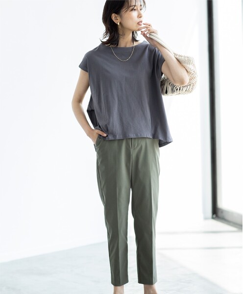 THE SHOP TK （ザ ショップ ティーケー ）の「◆裾タックトップス（Tシャツ/カットソー・レディース・チャコールグレー/ブラック/オフホワイト/ブラック系2/ブラウン系・12/13）」の16枚目の写真