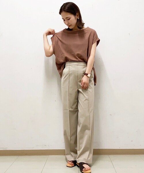 THE SHOP TK （ザ ショップ ティーケー ）の「◆裾タックトップス（Tシャツ/カットソー・レディース・チャコールグレー/ブラック/オフホワイト/ブラック系2/ブラウン系・12/13）」の20枚目の写真