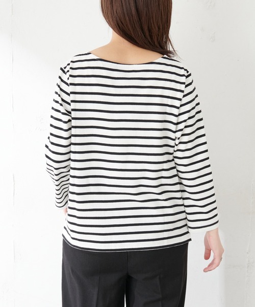 natural couture（ナチュラルクチュール）の「【WEB限定カラー有り】便利なベーシックボーダーT（Tシャツ/カットソー・レディース・ブラック/ベージュ/ブラウン/ピンク/グリーン・FREE）」の12枚目の写真