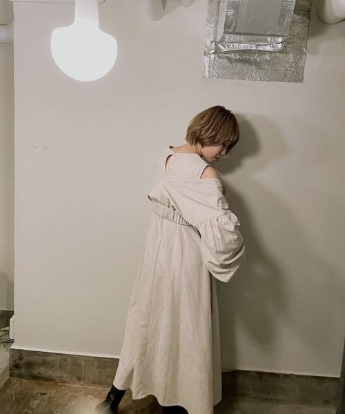 kivi（キヴィ）の「ボレロ2WAYワンピース（ワンピース・レディース・ブラック/アイボリー/キャメル/ダークブラウン・FREE）」の12枚目の写真