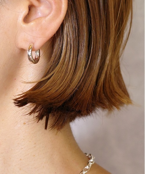 ISOLATION（アイソレーション）の「【ISOLATION / アイソレーション】Silver925 Wrap Pierce 15mm/ シルバー925 ラップピアス（ピアス（片耳用）・レディース・シルバー・FREE）」の9枚目の写真