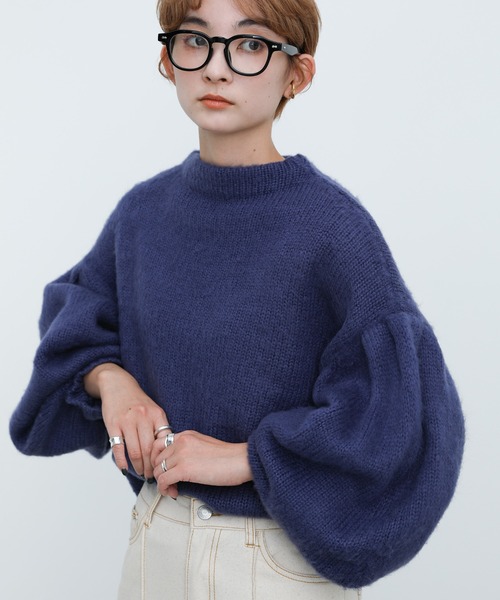 select MOCA(セレクトモカ)の「2021 AW クルーネックドロップショルダーボリュームニット(ニット/セーター・レディース・ブラック/ネイビー/ライム・FREE)」の3枚目の写真
