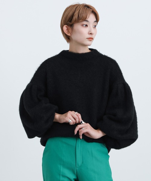 select MOCA(セレクトモカ)の「2021 AW クルーネックドロップショルダーボリュームニット(ニット/セーター・レディース・ブラック/ネイビー/ライム・FREE)」の16枚目の写真