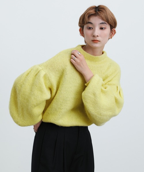 select MOCA(セレクトモカ)の「2021 AW クルーネックドロップショルダーボリュームニット(ニット/セーター・レディース・ブラック/ネイビー/ライム・FREE)」の9枚目の写真