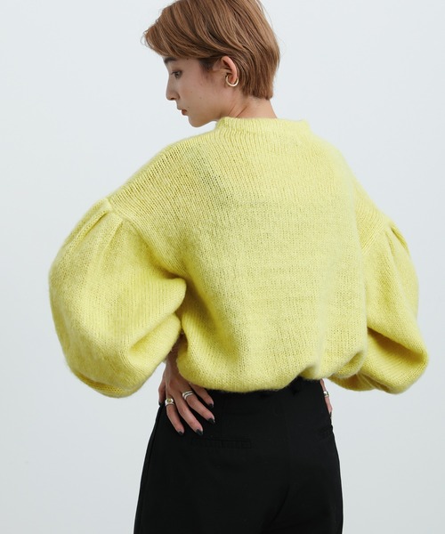 select MOCA(セレクトモカ)の「2021 AW クルーネックドロップショルダーボリュームニット(ニット/セーター・レディース・ブラック/ネイビー/ライム・FREE)」の8枚目の写真