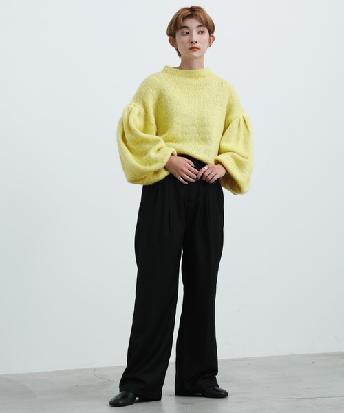 select MOCA(セレクトモカ)の「2021 AW クルーネックドロップショルダーボリュームニット(ニット/セーター・レディース・ブラック/ネイビー/ライム・FREE)」の4枚目の写真