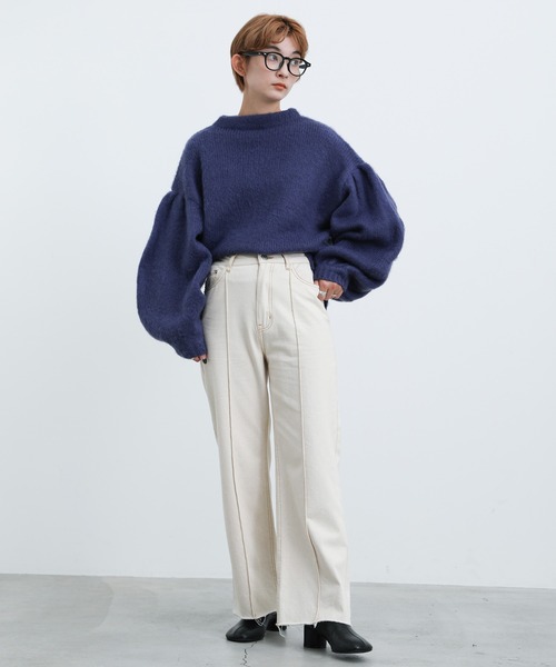 select MOCA(セレクトモカ)の「2021 AW クルーネックドロップショルダーボリュームニット(ニット/セーター・レディース・ブラック/ネイビー/ライム・FREE)」の5枚目の写真
