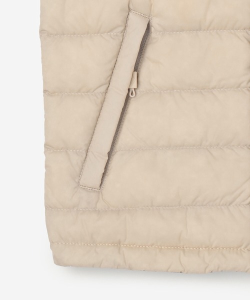 DANTON（ダントン）の「【DANTON】キッズ クルーネックインナーダウンベスト（ダウンベスト・キッズ・ブラック/ネイビー/ラベンダー/アイボリー・135/95/115）」の12枚目の写真