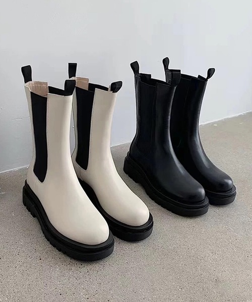 SMILE ORCHID（スマイルオーキッド）の「トラックソールサイドゴアブーツ（ブーツ・レディース・ホワイト/ブラック・37/38/39）」の4枚目の写真