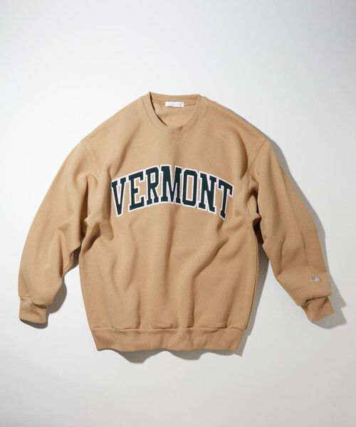 FREAK'S STORE（フリークスストア）の「ワッペン刺繍 アーチロゴ クルーネックスウェットシャツ/カレッジロゴ/ビックシルエット（スウェット・メンズ・ライトグレー/ベージュ/ネイビー/グレー/レッド/カーキ/モスグリーン/チャコール・SMALL/MEDIUM/LARGE）」の5枚目の写真