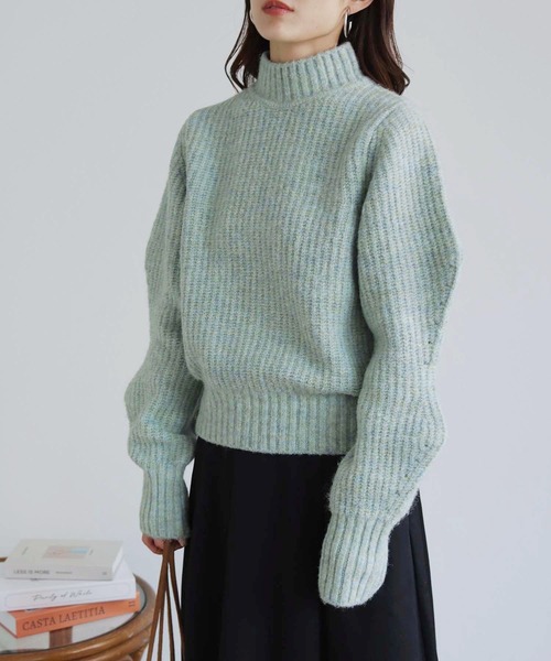 HER CLOSET(ハークローゼット)の「【shemoshelly】デザインボリュームスリーブMIXヤーンニット(ニット/セーター・レディース・ブラック/グリーン/ライトベージュ/ライトブルー/レッド/ブルーパープル・M)」の4枚目の写真