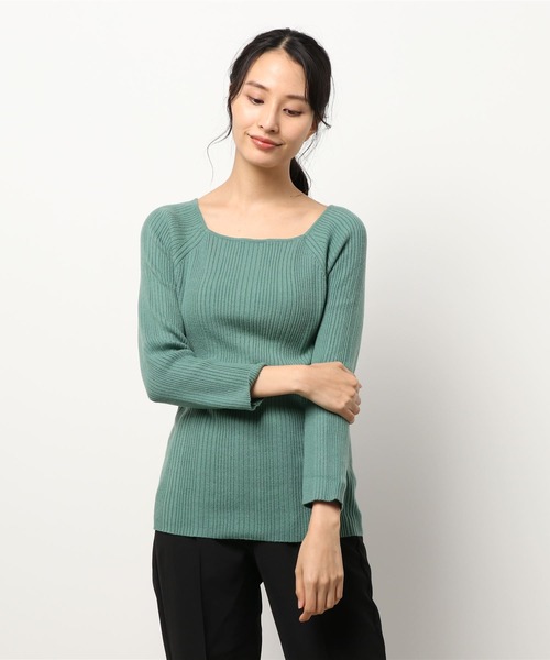 COLONY 2139(コロニートゥーワンスリーナイン)の「リサイクルポリPBTニット(スクエアネック)(ニット/セーター・レディース・グリーン/ベージュ/ブラック/アイボリー・SMALL/MEDIUM/LARGE)」の10枚目の写真