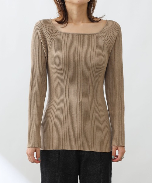 COLONY 2139(コロニートゥーワンスリーナイン)の「リサイクルポリPBTニット(スクエアネック)(ニット/セーター・レディース・グリーン/ベージュ/ブラック/アイボリー・SMALL/MEDIUM/LARGE)」の13枚目の写真