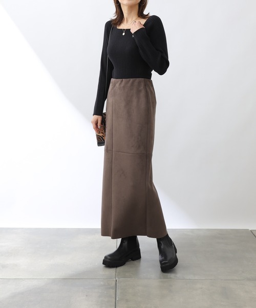 COLONY 2139(コロニートゥーワンスリーナイン)の「リサイクルポリPBTニット(スクエアネック)(ニット/セーター・レディース・グリーン/ベージュ/ブラック/アイボリー・SMALL/MEDIUM/LARGE)」の7枚目の写真