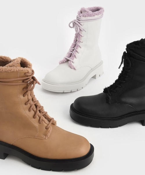CHARLES & KEITH(チャールズ & キース)の「ファートリム レースアップアンクルブーツ / Fur-Trim Lace-Up Ankle Boots(ブーツ・レディース・ブラック/ブラウン系その他・22.5cm/23cm/23.5cm/24.5cm/25cm/25.5cm)」の8枚目の写真