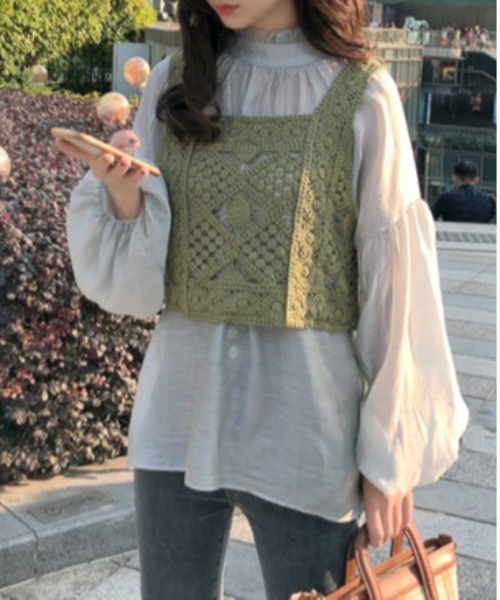 SONA（ソナ）の「SONYUNARA [SET]ビスチェ+シースルーブラウス（シャツ/ブラウス・レディース・ベージュ/ブルー/カーキ/ブラウン・FREE）」の3枚目の写真