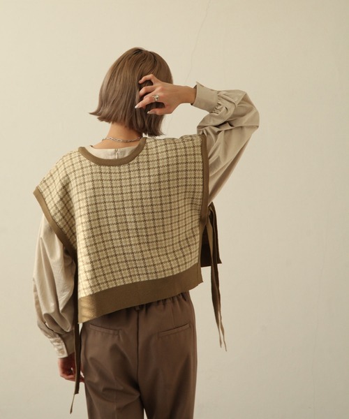 Chillfar（チルファー）の「前後2wayガンクラブチェックニットベスト（ベスト・レディース・ブラック/ベージュ/ブラウン・FREE）」の11枚目の写真