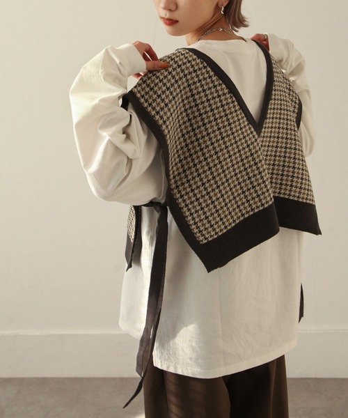 Chillfar（チルファー）の「前後2wayガンクラブチェックニットベスト（ベスト・レディース・ブラック/ベージュ/ブラウン・FREE）」の6枚目の写真