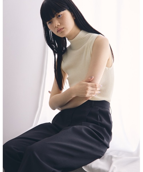 TODAYFUL ウールガーメントスリーブレスニット美品 TODAYFUL（トゥデイフル）の「ウールガーメントスリーブレス