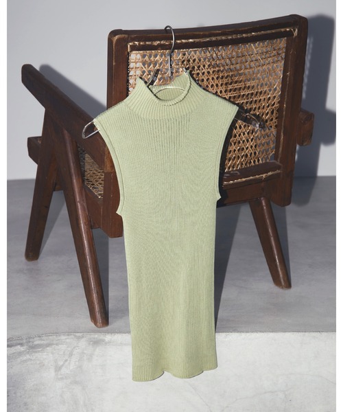 TODAYFUL（トゥデイフル）の「ウールガーメントスリーブレスニット（ニット/セーター・レディース・ライトグレー/ブラック/ベージュ/ライトグリーン/アイボリー・FREE）」の11枚目の写真