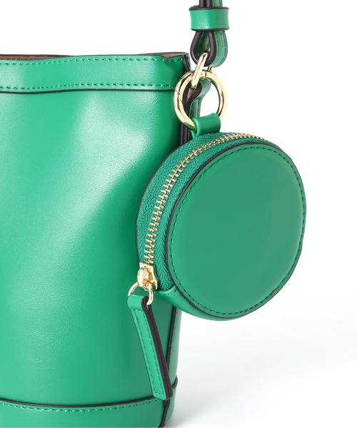 NATURAL BEAUTY BASIC（ナチュラルビューティーベーシック）の「ミニバケットポシェット（ショルダーバッグ・レディース・ホワイト/グリーン・ﾌﾘ-）」の6枚目の写真