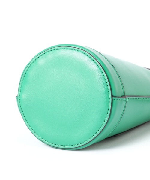 NATURAL BEAUTY BASIC（ナチュラルビューティーベーシック）の「ミニバケットポシェット（ショルダーバッグ・レディース・ホワイト/グリーン・ﾌﾘ-）」の3枚目の写真