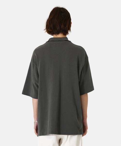 marka（マーカ）の「marka / マーカ：IB POLO - 30//2 CHAMBRAY PIQUE -：M22A-15CS02B[COR]（ポロシャツ・メンズ・グリーン/ブラック・1/2/3）」の15枚目の写真