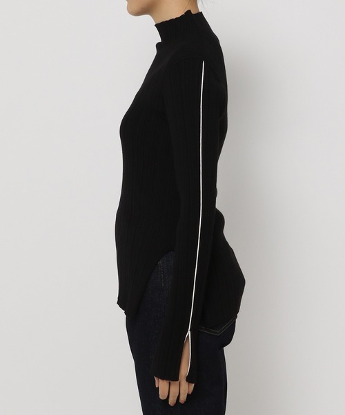 PAGEBOY(ページボーイ)の「バイカラーリブハイネックプルオーバー(ニット/セーター・レディース・オフホワイト/ブラック・FREE)」の9枚目の写真