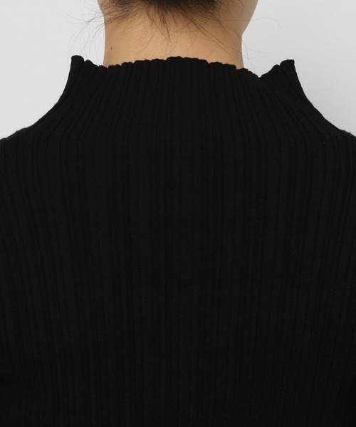 PAGEBOY(ページボーイ)の「バイカラーリブハイネックプルオーバー(ニット/セーター・レディース・オフホワイト/ブラック・FREE)」の15枚目の写真