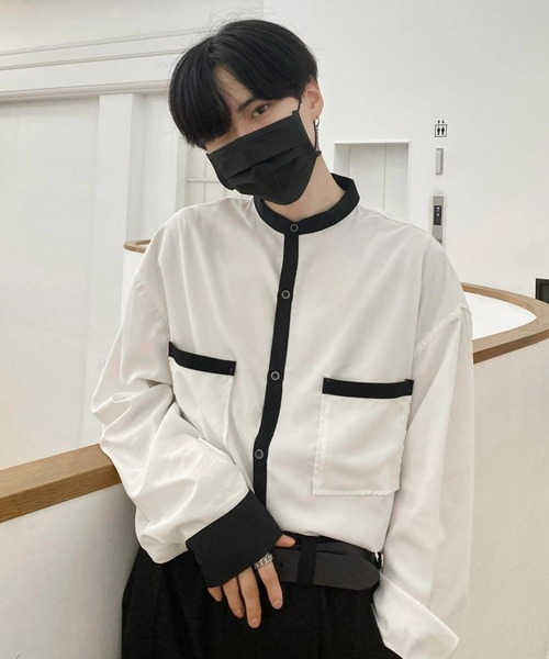 EDEL(エーデル)の「EDEL - モノトーンバンドカラーシャツ(シャツ/ブラウス・メンズ・ホワイト/ブラック・MEDIUM/LARGE)」の2枚目の写真