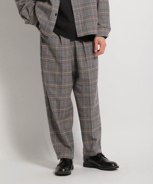 niko and...(ニコアンド)の「ツイルチェックタックパンツ(スウェットパンツ・メンズ・グレー/ブラウン・LARGE/MEDIUM)」の3枚目の写真