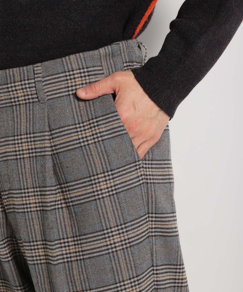 niko and...(ニコアンド)の「ツイルチェックタックパンツ(スウェットパンツ・メンズ・グレー/ブラウン・LARGE/MEDIUM)」の13枚目の写真