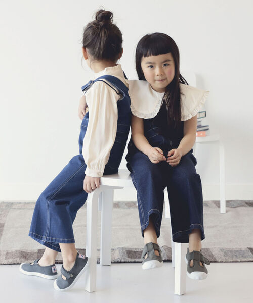B:MING by BEAMS（ビーミングバイビームス）の「B:MING by BEAMS / デニム フレア サロペット（80~140cm）（つなぎ/オールインワン・キッズ・インディゴブルー/ライトブルー・80/120/90/140/100/130/110）」の2枚目の写真