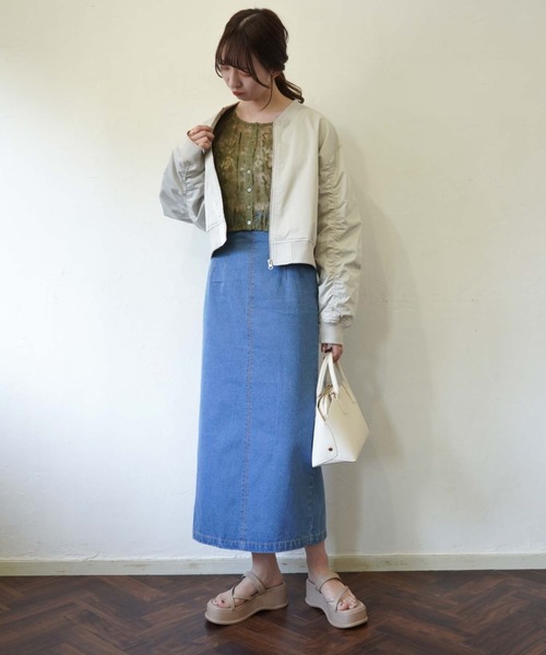 archives（アルシーヴ）の「ハイウエストミディ丈タイトスカート（デニムスカート・レディース・アイボリー/ブラック/サックスブルー・MEDIUM）」の11枚目の写真