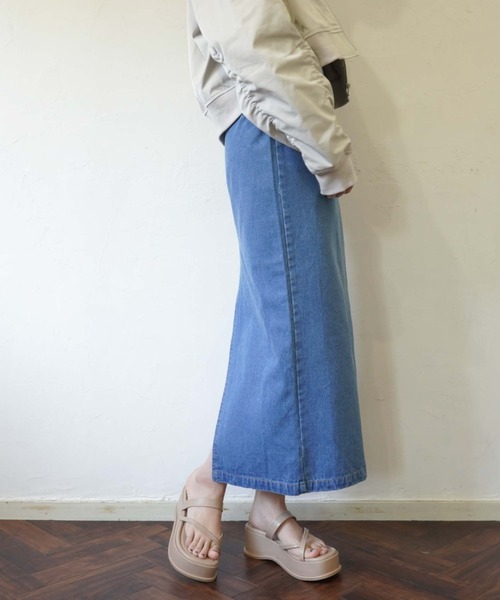 archives（アルシーヴ）の「ハイウエストミディ丈タイトスカート（デニムスカート・レディース・アイボリー/ブラック/サックスブルー・MEDIUM）」の13枚目の写真