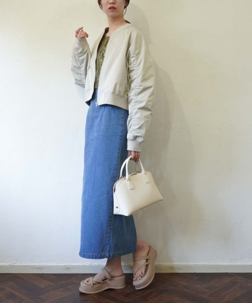 archives（アルシーヴ）の「ハイウエストミディ丈タイトスカート（デニムスカート・レディース・アイボリー/ブラック/サックスブルー・MEDIUM）」の10枚目の写真