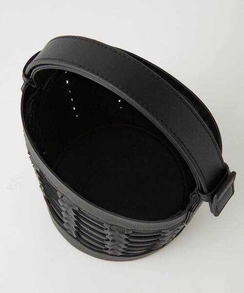 green label relaxing(グリーンレーベルリラクシング)の「イントレ ツツガタ 2WAY バッグ(ショルダーバッグ・レディース・クリーム/ブラック・FREE)」の13枚目の写真