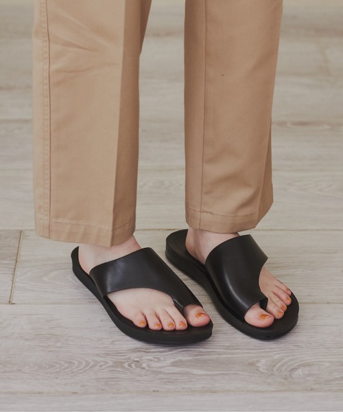 ANGIE（アンジー）の「アシメトングサンダル（サンダル・レディース・パイソン/アイボリー/ブラック/ブラウン/シルバー/ライム・LARGE/X-LARGE/MEDIUM）」の17枚目の写真