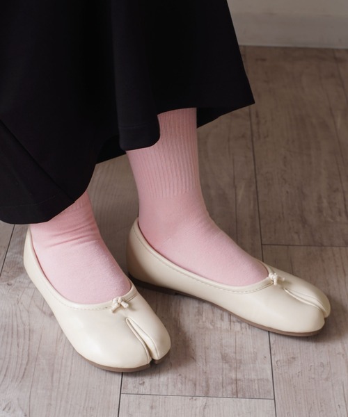 ammy.（エイミードット）の「【 ammy. / エイミードット 】 パステルカラー & ネオンカラー タビソックス（ソックス/靴下・レディース・イエロー/ホワイト/ブルー/ピンク/パープル/ライトブルー/ミント/ライム/ブラック/ベビーピンク/オレンジ/ライトパープル・FREE）」の16枚目の写真