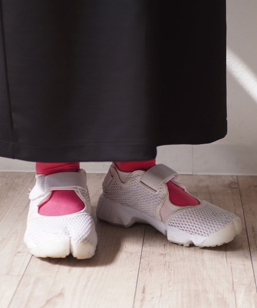 ammy.（エイミードット）の「【 ammy. / エイミードット 】 パステルカラー & ネオンカラー タビソックス（ソックス/靴下・レディース・イエロー/ホワイト/ブルー/ピンク/パープル/ライトブルー/ミント/ライム/ブラック/ベビーピンク/オレンジ/ライトパープル・FREE）」の18枚目の写真