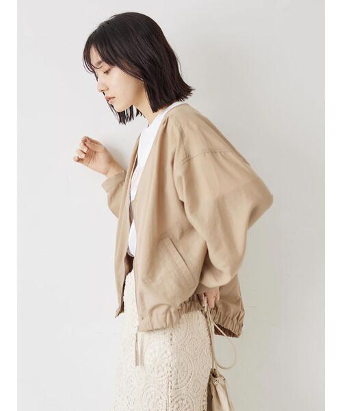 Green　Parks（グリーンパークス）の「Vネックブルゾン（ブルゾン・レディース・チャコールグレー/ベージュ/カーキ・FREE）」の14枚目の写真