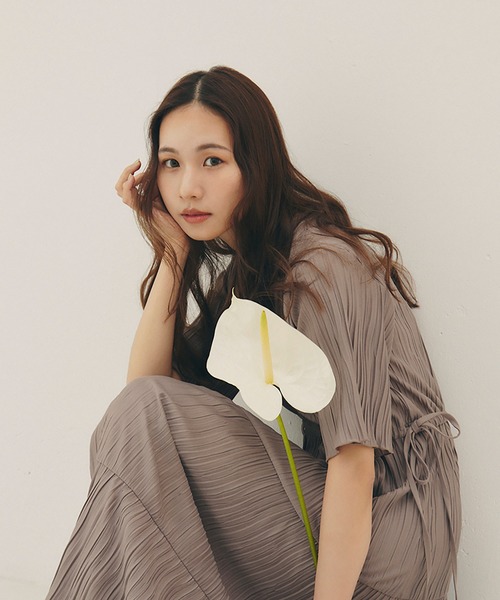 RANDEBOO(ランデブー)の「Natural 2way dress(ワンピース・レディース・ライトグレー/ベージュ系その他・FREE)」の15枚目の写真