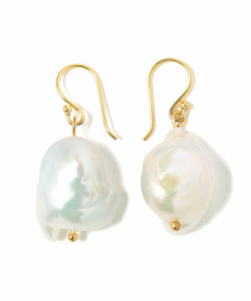 pippa small jewelleryゴールドスタッドピアス PIPPA SMALL 18-karat