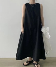 ノースリーブマキシ丈ワンピース